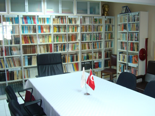 TESUD Kadıköy Şubesi Kütüphane